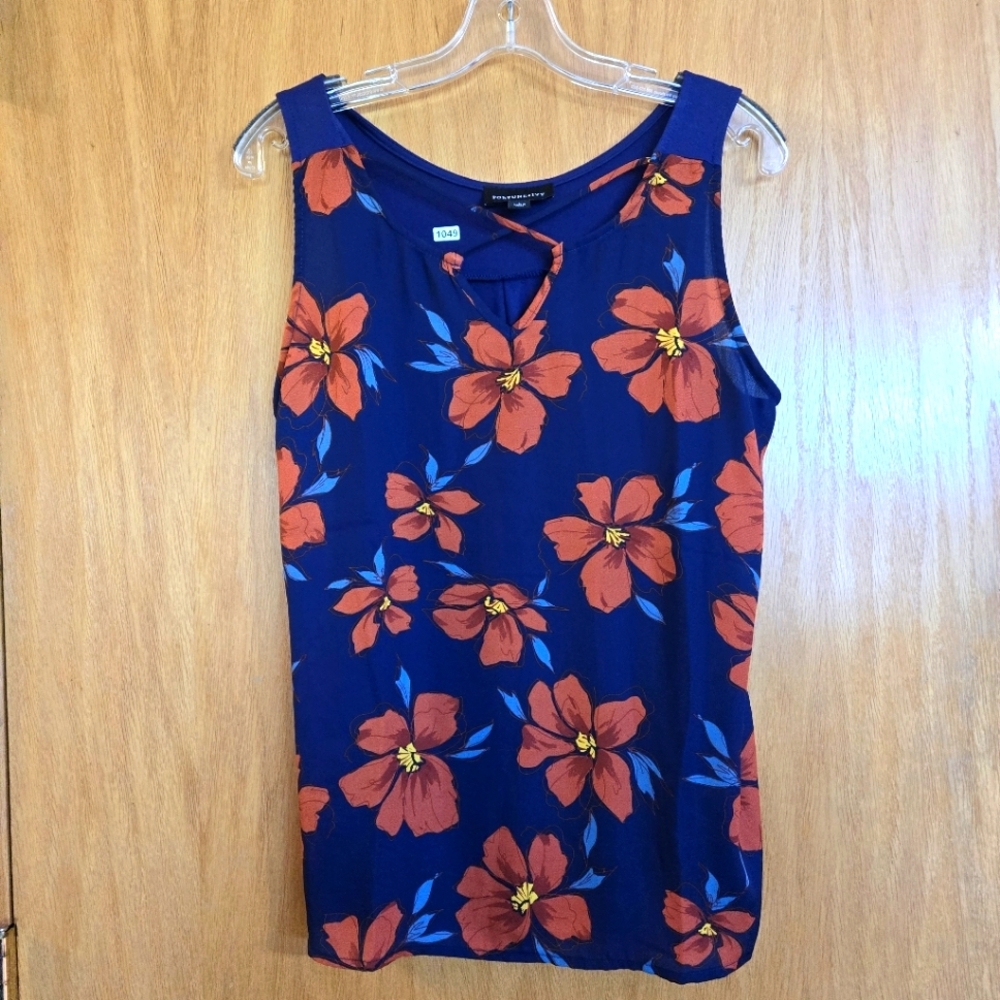 NWOT Fortune & Ivy Floral Tank